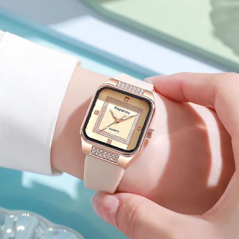 Ladies Watch, Trendy Fashion Casual Ladies Quartz Watch