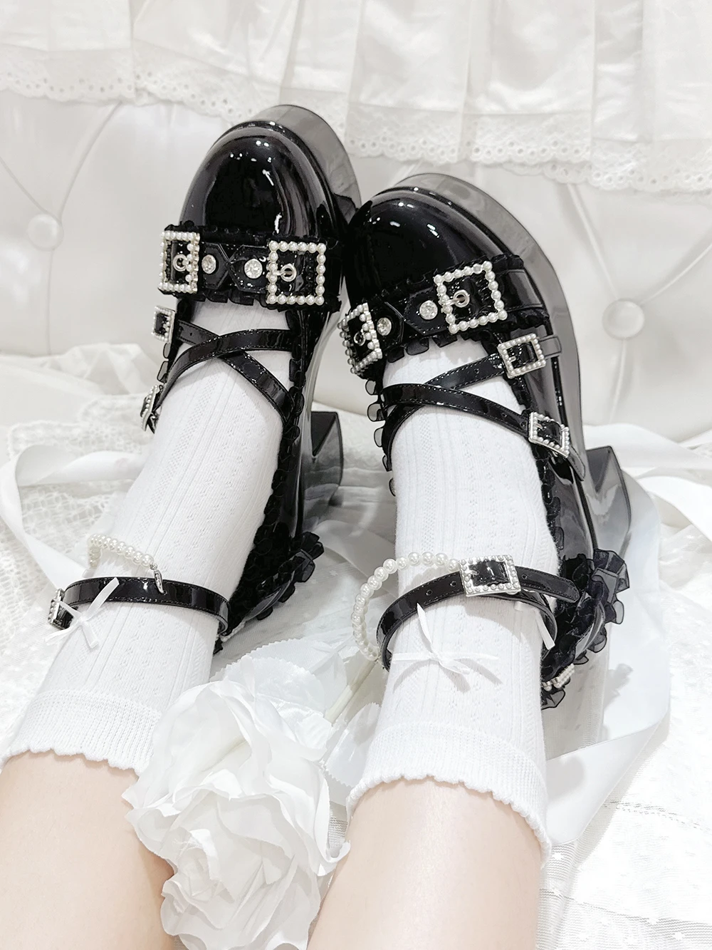 Scarpe Mary Jane stile originale giapponese Mines Elegante catena di perle con diamanti dolci Décolleté versatili con tacco alto Scarpe Lolita da donna