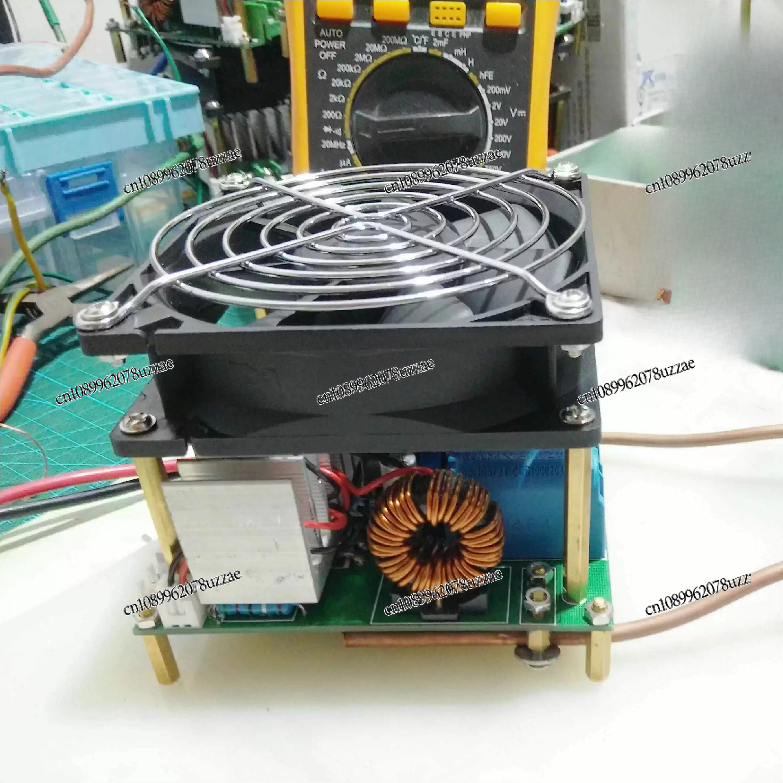 

The High-frequency Induction Heating Machine 1300W Can Only Heat Iron Materials, and The Others Will Not Be Heated