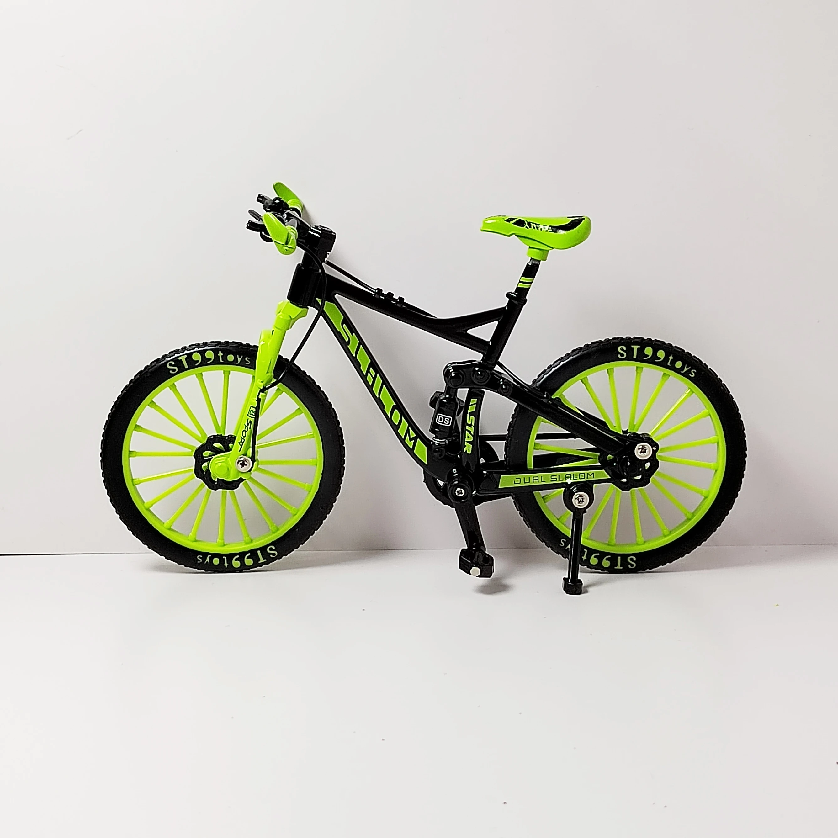 1:8 Colorful Mountain Bicycle Model Green Bike Diecast Alloy Finger Bicycle Ornament Collection Gift for Children Boy Toy