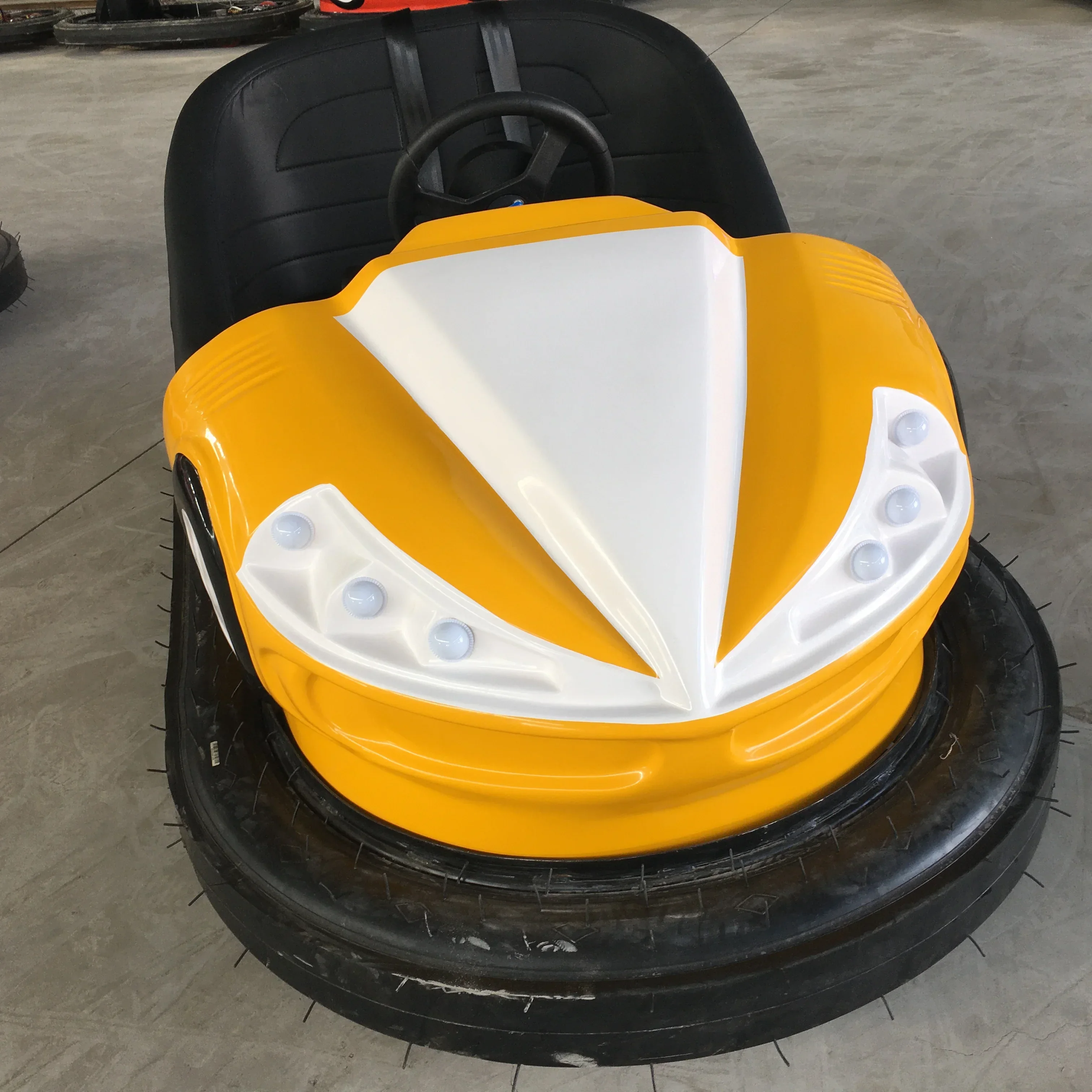 2026 Top Amusement Manufacturer Battery Operated Adult Bumper Cars for Kids Indoor Rides Children Electric Dodgem Bumper Car for