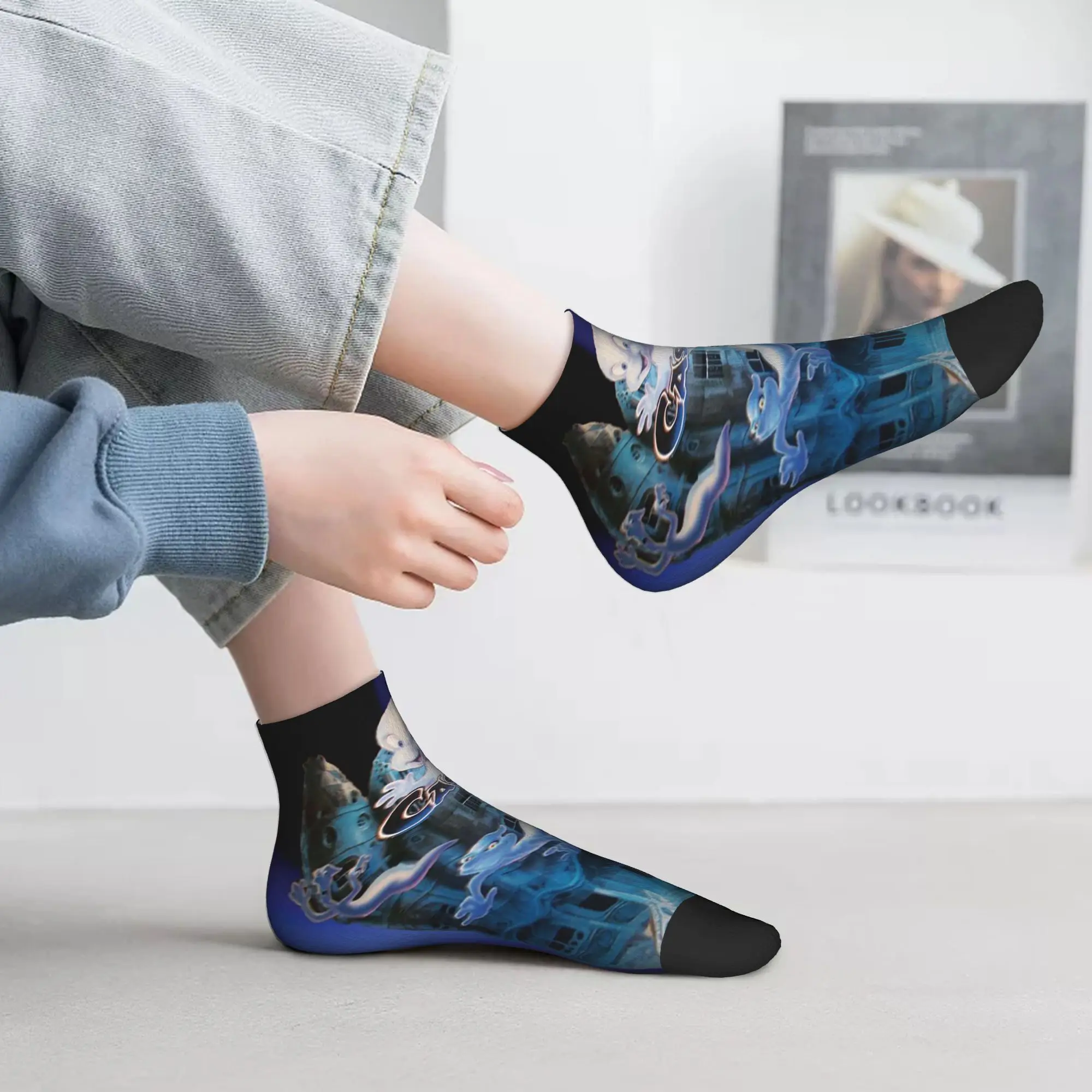 All Seasons The Friendly Ghost Casper Socks Harajuku Sport Middle Tube Socks Soft Fashion Stockings for Men Women Gifts