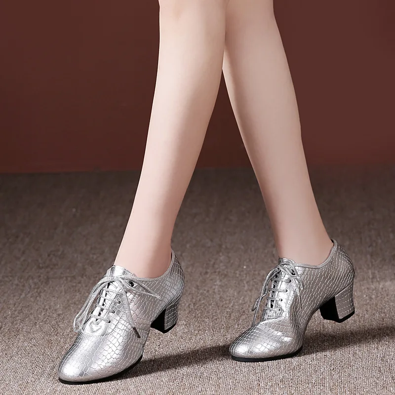 Nature Genuine Leather Professional Modern Dance Teacher Shoes Latin Dance Female Practice Shoes Weaving Sneakers