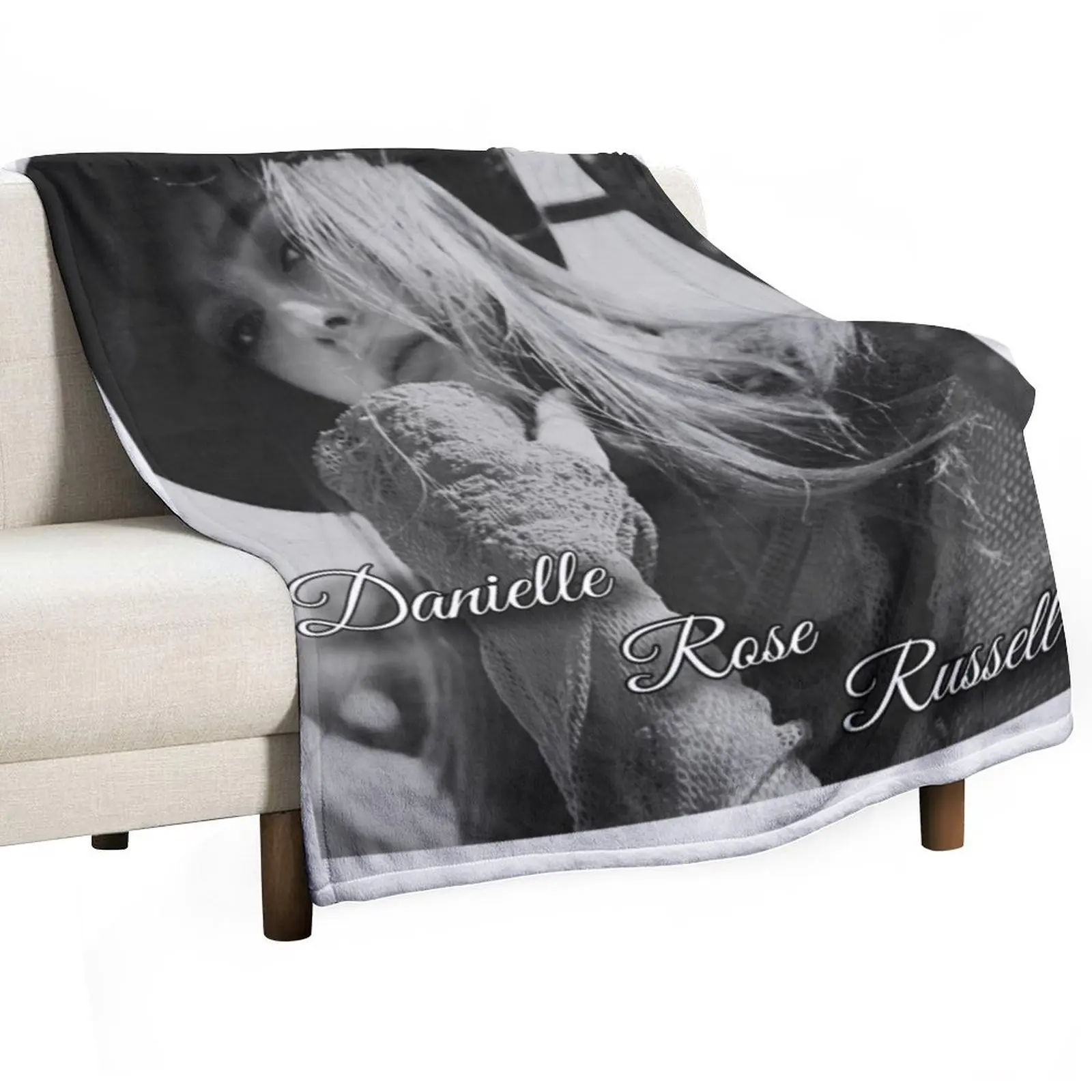 

Danielle Rose Russell - Hope Mikaelson Throw Blanket christmas decoration Sofas cosplay anime warm winter Blankets