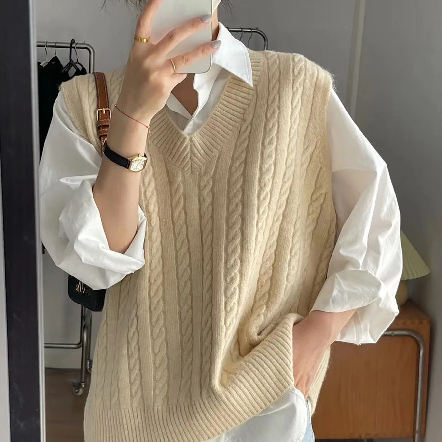 

Twist Knitted Vest Outer Autumn Winter New Korean Style Loose Slimming 2024 Western Style All-match Korean Style Top