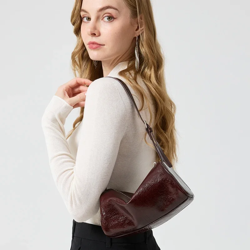 Women's Small Genuine Cowhide Barrel Shoulder Bag Real Leather Round Cylinder Handbag Vintage Tassel Zipper Crossbody Purse