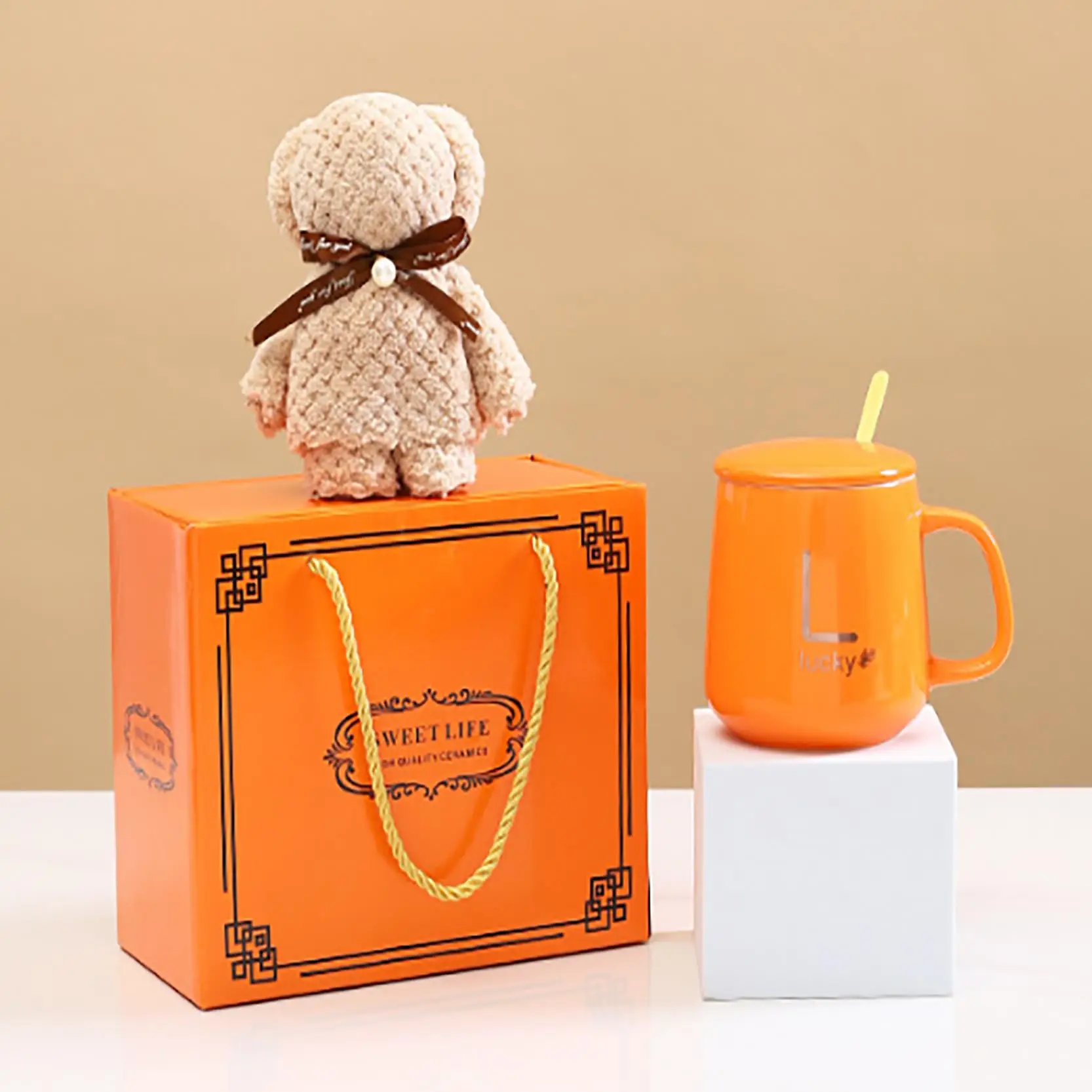 Luxury 4-in-1 Ceramic Coffee Cup Set with Bear Towel And Spoon - Wedding Birthday Special Occasion Gift in Elegant Gift Box - view 4