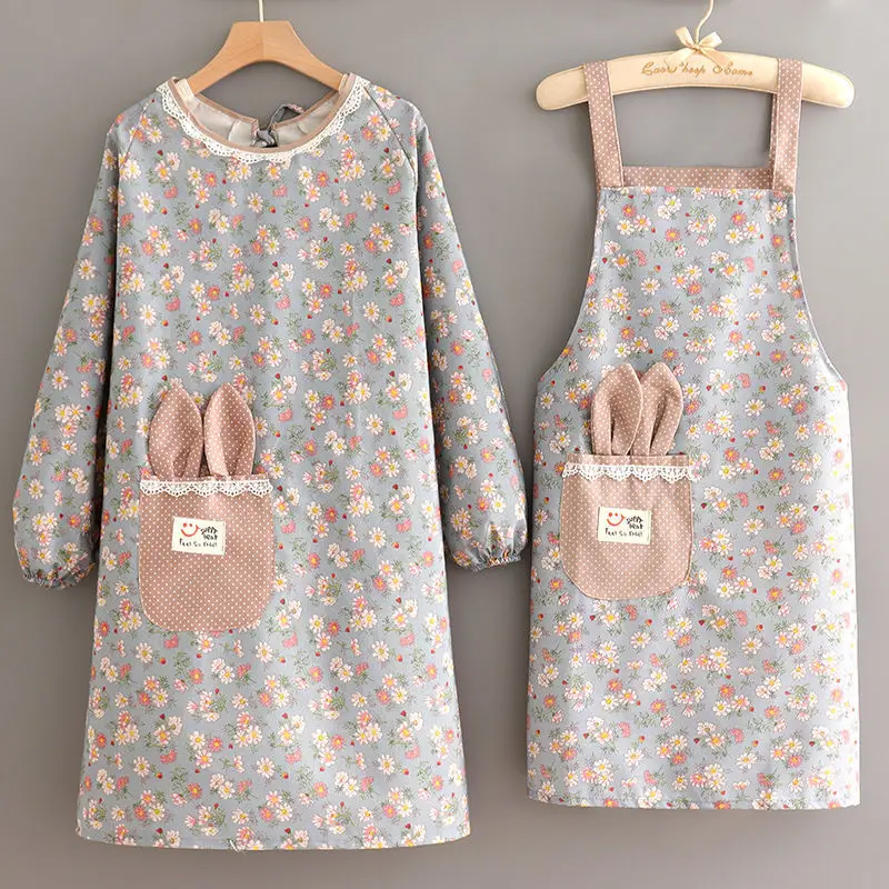

High Appearance Floral Rabbit Kitchen Apron, Household Women's Apron, Wear-resistant and Oil Proof, Fashion Shoulder Strap Apron