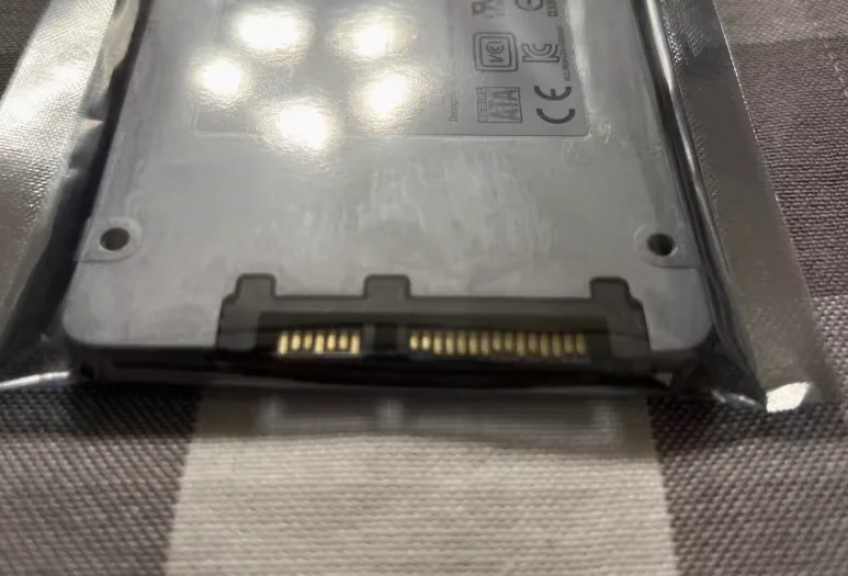 

For 530 Serles SSDSC2BW240A4 240G SSD 2.5-inch solid-state drive