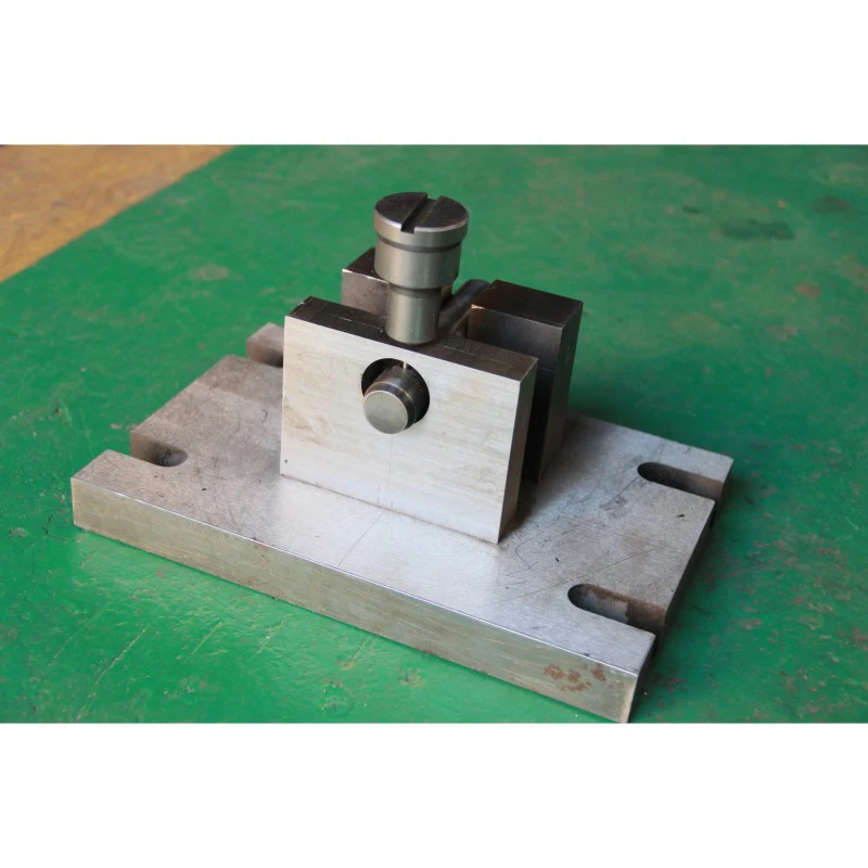 Punching and die for channel punches, beam  angle Hydraulic ironworking machines