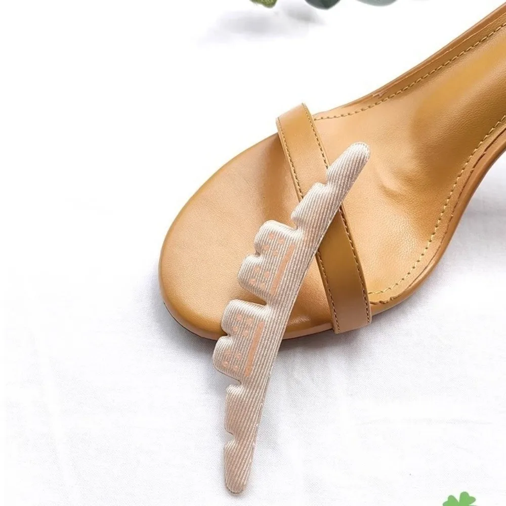 مريحة غير مرئية المضادة للانزلاق وسادة للقدم إسفنجة لينة ذاتية اللصق الأحذية ملصق جل وسادة كعب الأحذية وسادة الصنادل