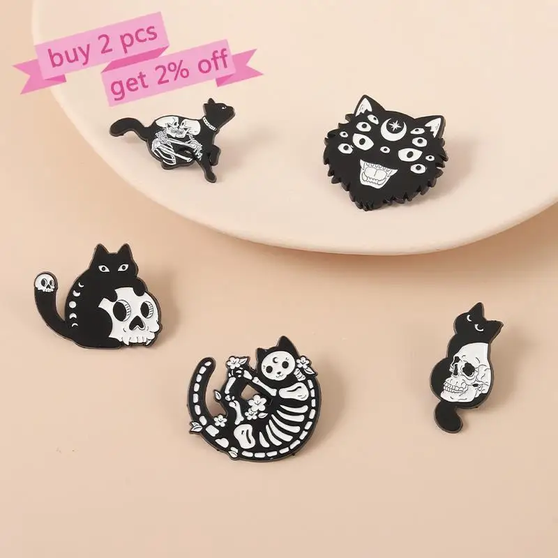 Pin Skull Skeleton Witch Cats Badge Brooch Lapel Pins Denim Jeans Shirt Bag Punk Jewelry Gift for Friends Gothic Cat Enamel