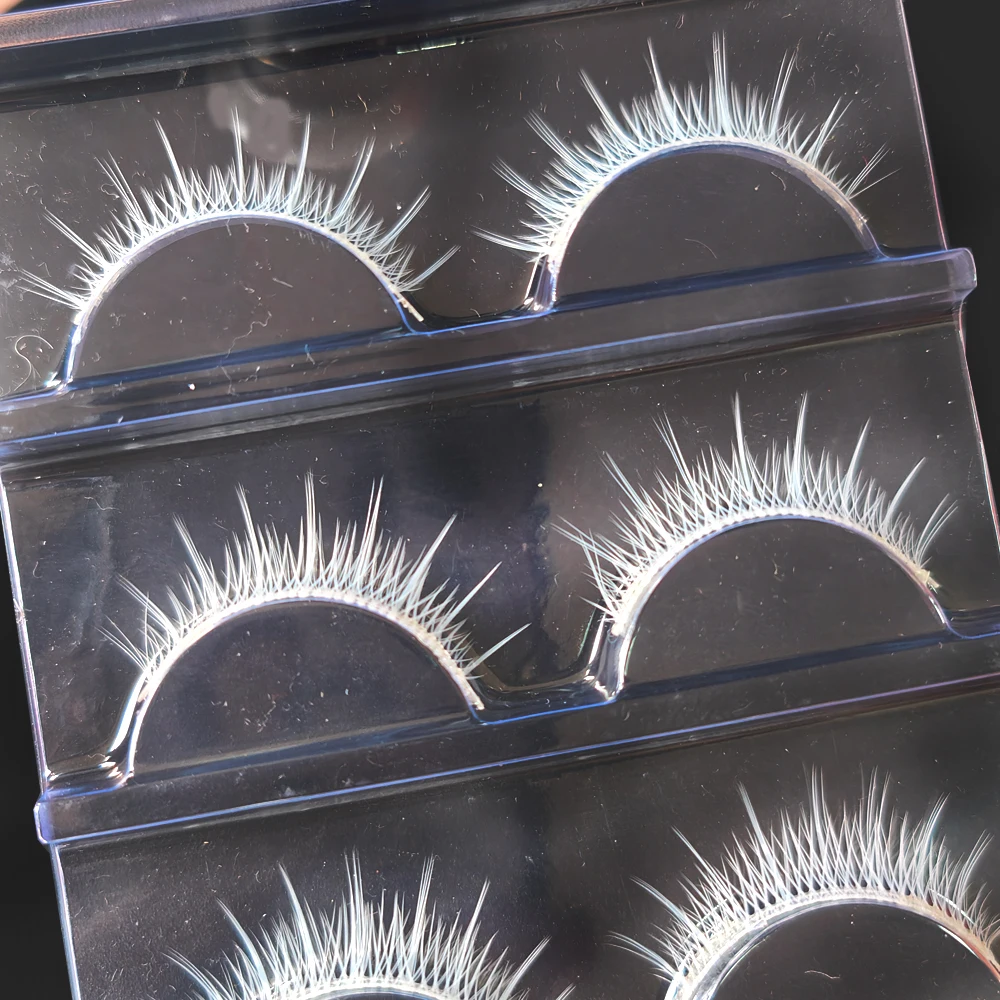 3 pary bajkowy styl białe rzęsy naturalnie wyglądające krótkie białe rzęsy przedłużanie Cosplay komiks Halloween pokaż kolor rzęs