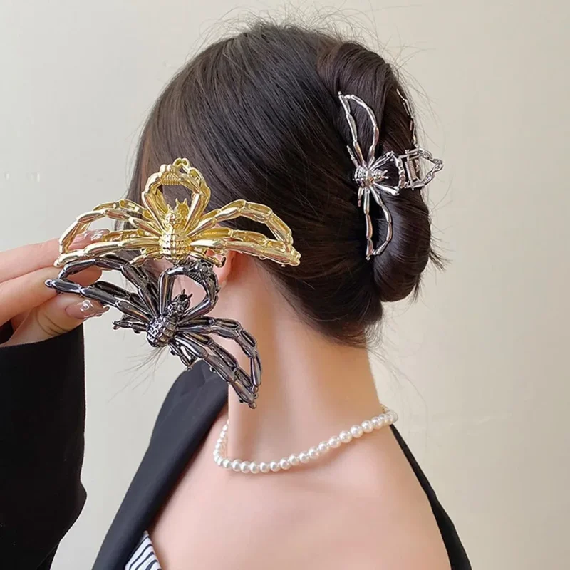 

Summer Fashion Metal Style Unique Design Spider Hair Clip for Women in South Korea High-end Feel Grab Clip Large Shark Clip Gift