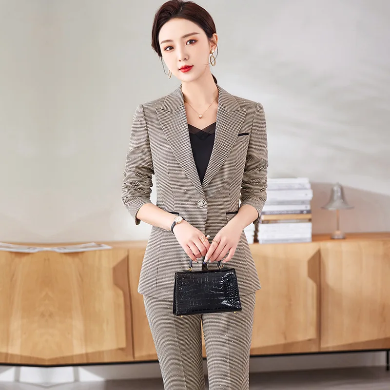 Plaid Suit Coat for Women Spring and Autumn New Business Temperament Fashion High Sense Leisure Suit Bell-Bottom Pants Suit