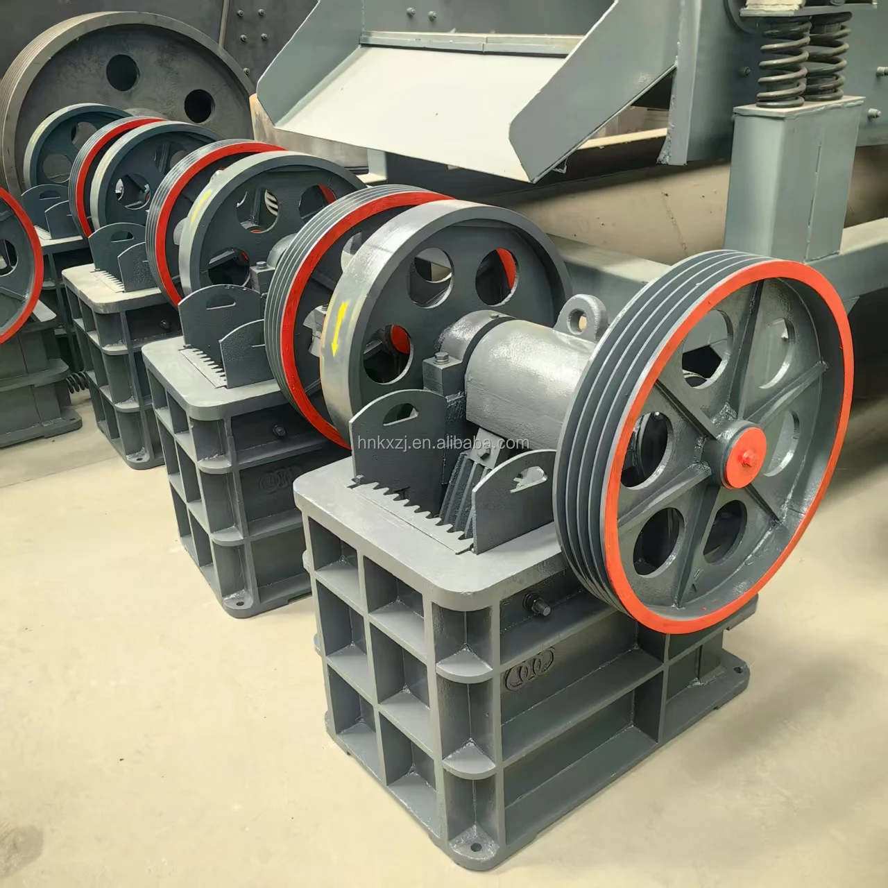 Mobile Jaw Crusher Portable Operation Jaw Crusher Can Customize High-quality Gravel Ore River Stone