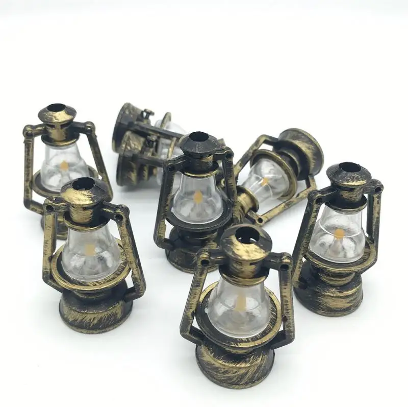 Retro Miniature Oil Lamp Mini Kerosene Lantern Micro Landscape Decoration Scene Ornaments DIY Fairy Garden Dollhouse Accessories