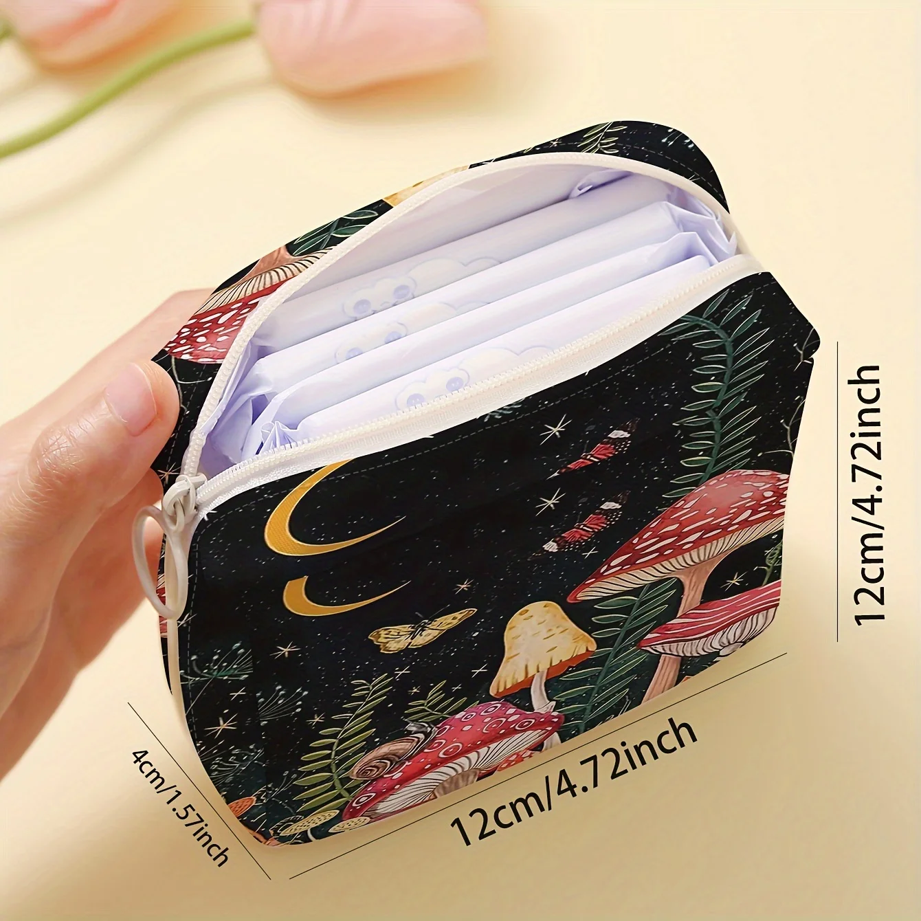 1 pc Mushroom pattern printed sanitary napkin storage bag, women\'s lightweight tissue bag, sanitary tissue bag