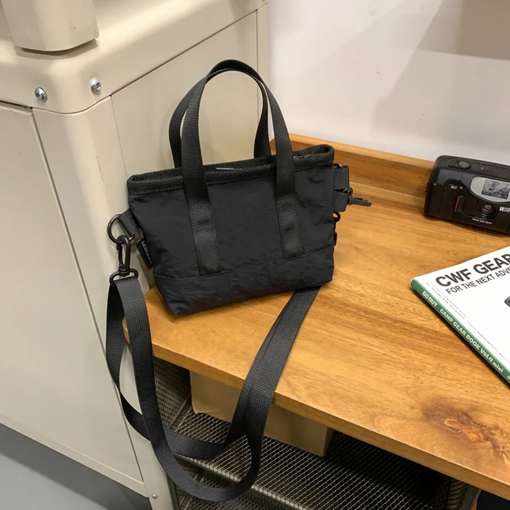 

Small Large Capacity Men Crossbody Bag Nylon Portable Single Shoulder Bag Pendant Zipper Pouch Men Purse Male
