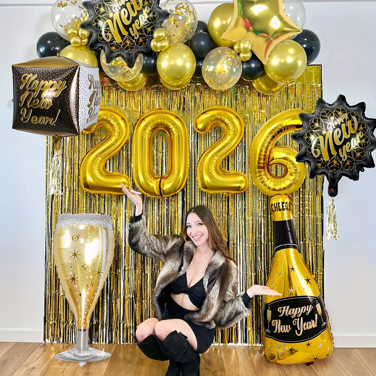 10 قطعة 2026 سنة جديدة سعيدة الأسود الذهبي احباط بالونات زجاجة نبيذ كؤوس الشمبانيا الذهبي ستار احباط بالونات الطرف الديكور