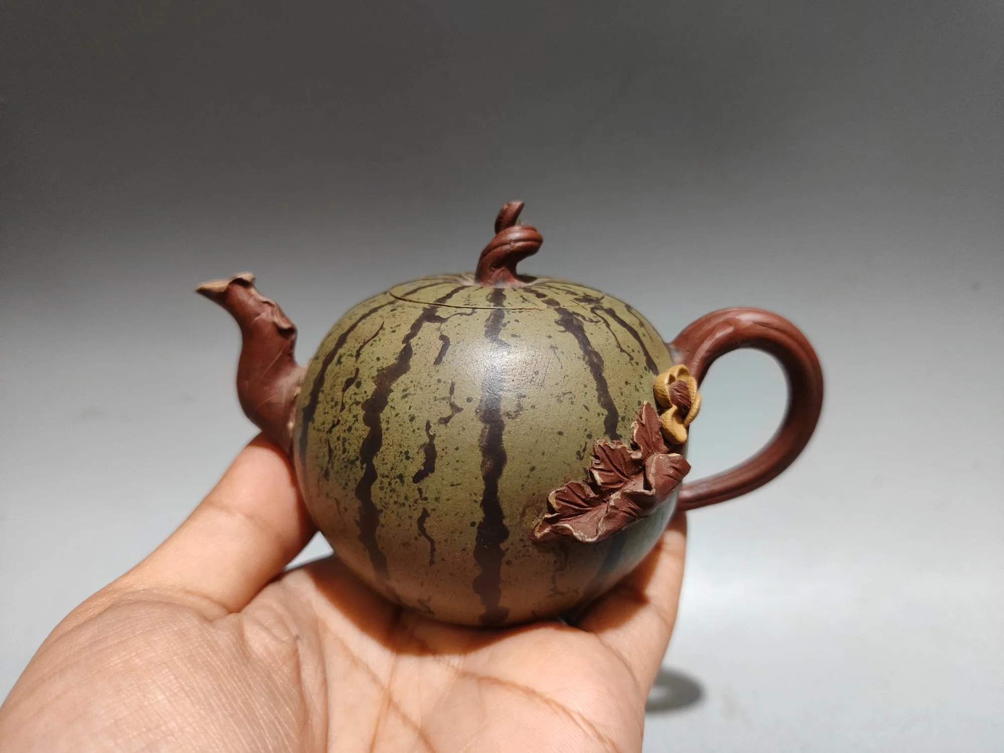 

jiangsu Yingxing redware ceramic tea-pot Watermelon pattern Melon pot Teapot Kettle Flagon Tea Ceremony