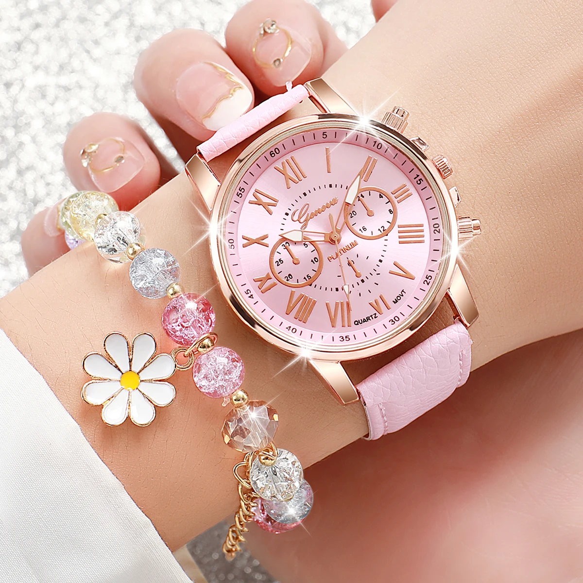 女性用クォーツ時計とビーズのセット,革のブレスレットのセット,ファッショナブル,2ユニット