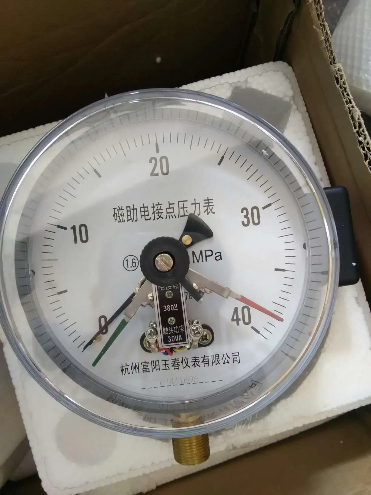 YXC150 Magnetic Assisted Electric Contact Pressure Gauge Electric Contact 16/25/40mpa60mpa