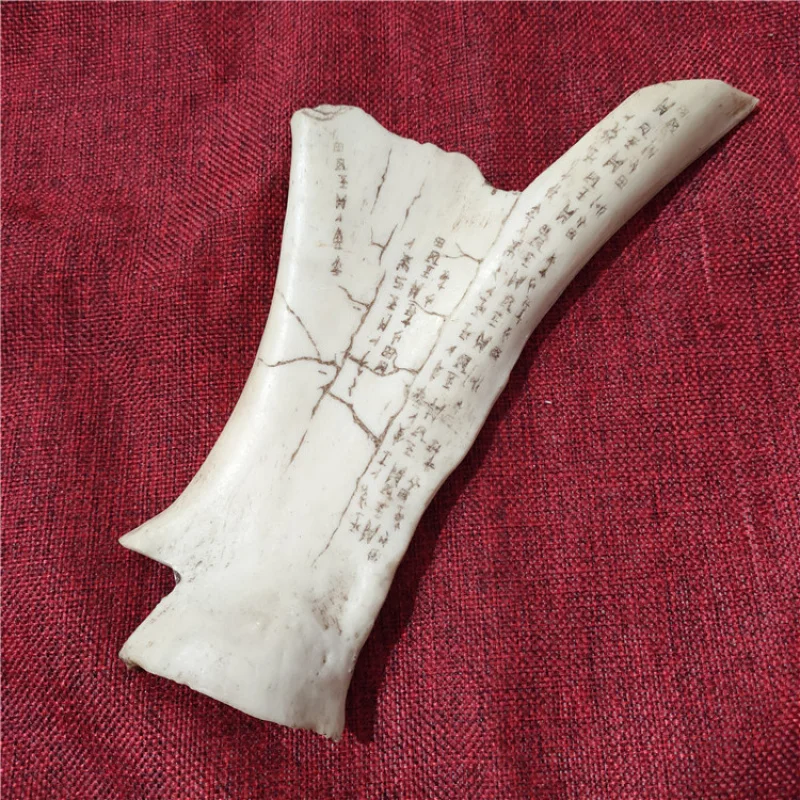 الجملة الحرف المقلدة العتيقة الراتنج الحرفية تقليد أوراكل العظام النقوش الحلي الزخرفية بالجملة