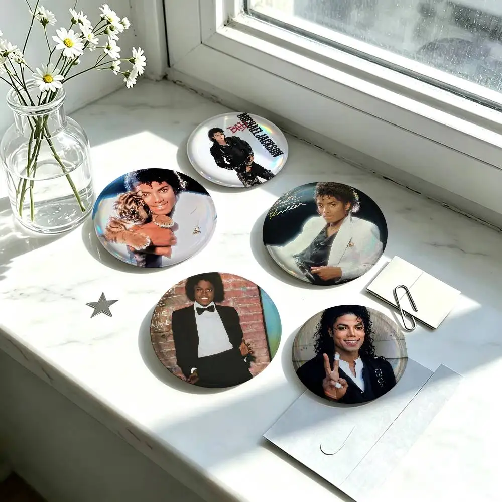 King of Pop MJ Thriller Michael Jackson  Round Badge Game Figure Button Pin Tinplate Brooch Clothes Bag Accessories Friends Gift