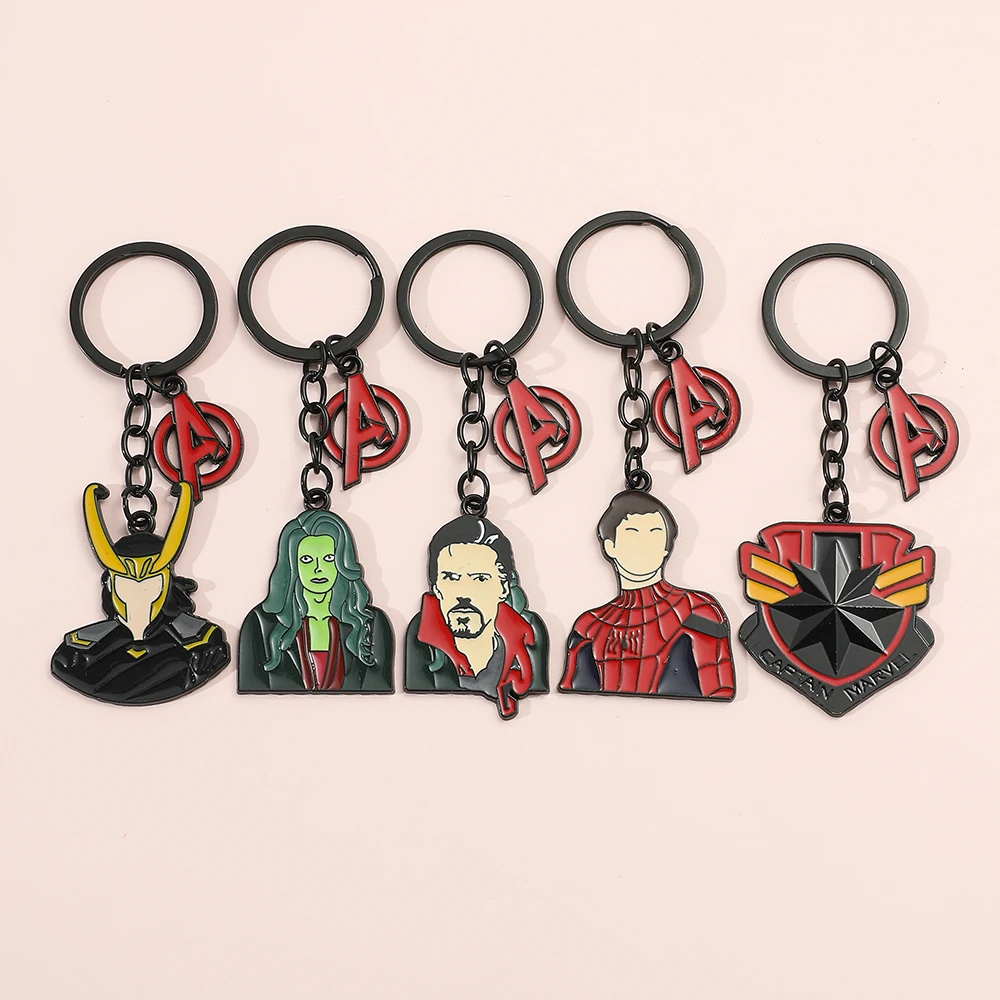 New Marvel Superhero Pendant Keychain The Avengers Loki Doctor Strange Spiderman Metal Enamel Badge Keyrings for Bag Ornament