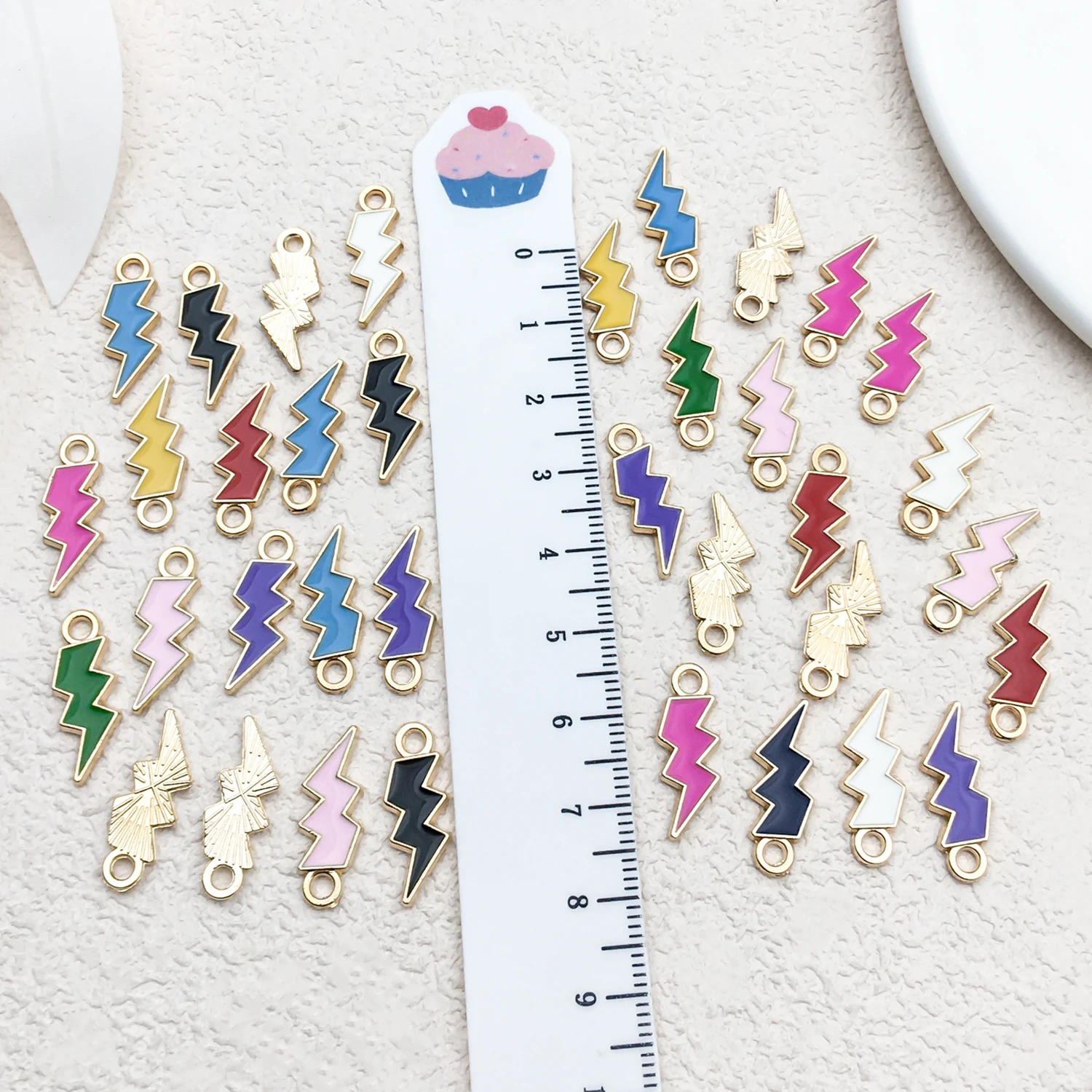 

Mix 50 pieces/set of enamel drip colored lightning shaped pendants for DIY necklaces, bracelets, earrings, handmade jewelry