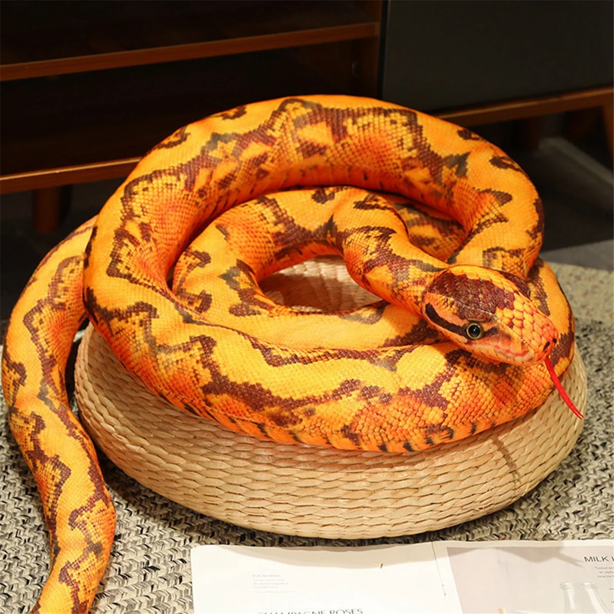 จําลอง Python Plush ของเล่น Giant Python Cobra ตุ๊กตาสัตว์ตุ๊กตาตุ๊กตาตกแต่งฮาโลวีนของขวัญ Red-Banded Python