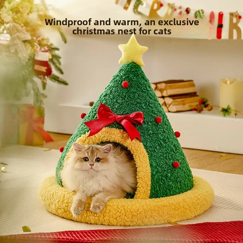 Christmas cat litter winter warm pet sleep semi-closed Christmas kennel socks pet litter