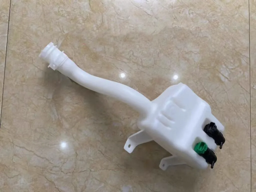 

Бак переднего стеклоочистителя, резервуар для воды, бутылка омывателя лобового стекла для DFSK Glory 580 5207100-SA02