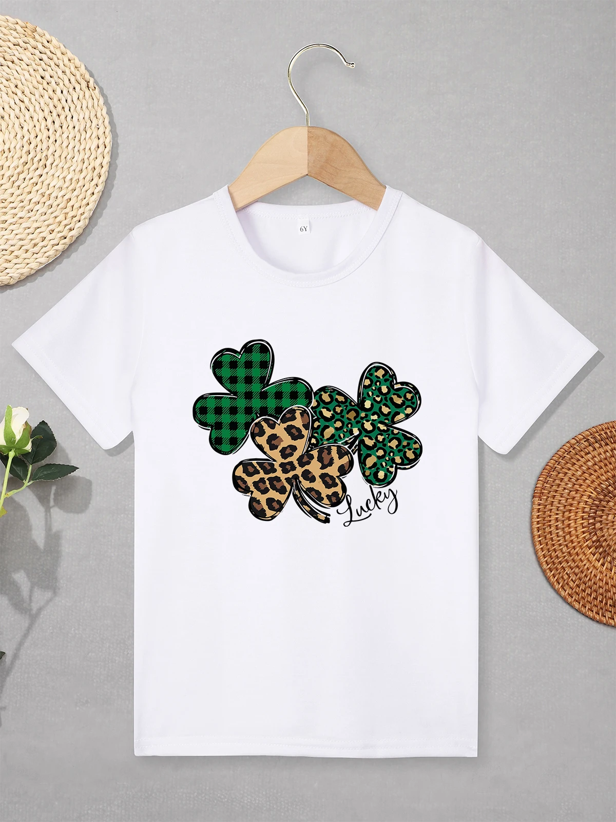 

Lucky Clovers Print Aesthetic Children's Clothes Fashion 90s Harajuku Everyday Casual Boy T-shirt Loose Comfy Fabric Girl Shirt