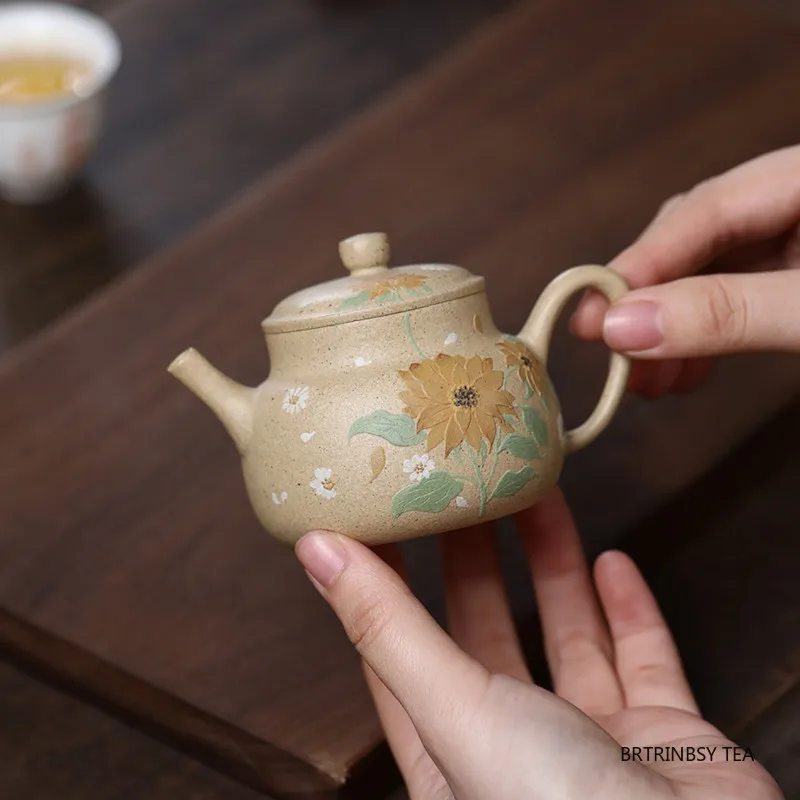 110ml Chinese Yixing Purple Clay Teapot Handmade Flower Pattern Tea Pot Tradition Beauty Kettle Household Zisha Tea Set Teaware