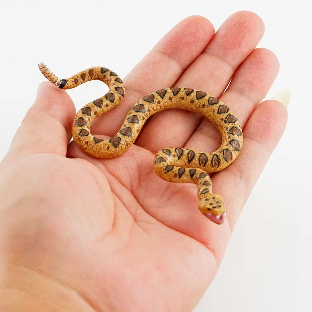 Lifelike Wild Reptile Model Toy Mini Simulated Python Rattlesnake Figurine Soft Rubber Cold-Blooded Amphibian Crawling Ornament