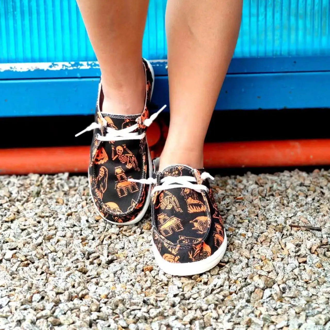Women Halloween Ghost Skeleton Haunted House Print Canvas Shoes Ladies Lightweight Lace‑Up Flat Loafers Holiday Party Casual Wal