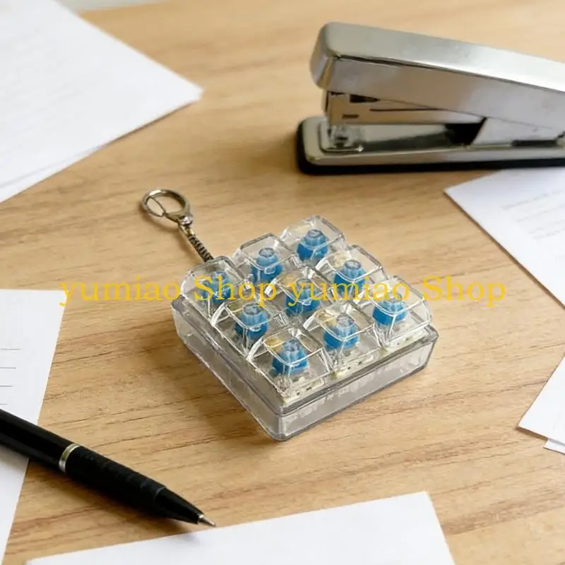 587B 1PC 4-Key 9-Key Mechanical Keyboards Switches Tester Keychain Toy Stress Relief Tool Optional