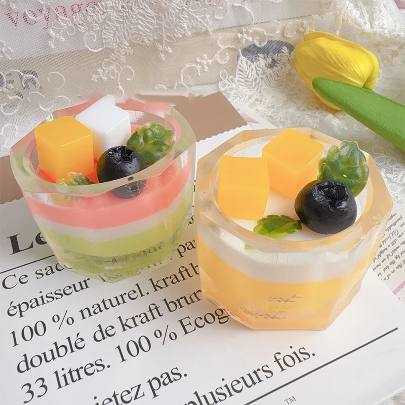 

Цельная мягкая игрушка-чашка для чая с арбузом/манго и молоком TPR для девочек, выглядит как вкусный десерт