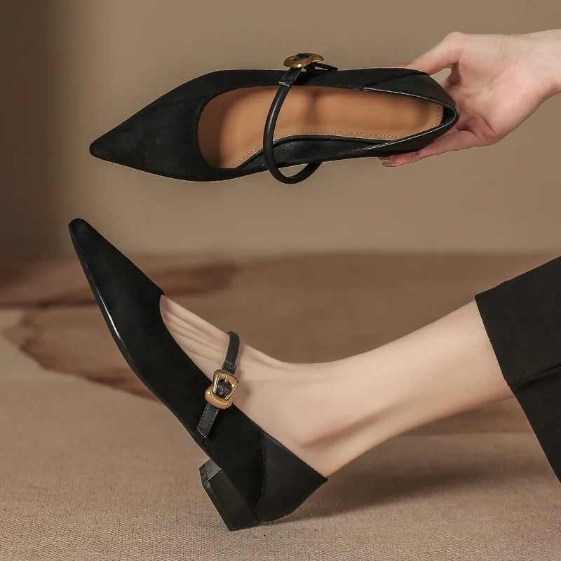 Damen Mary Jane Pumps Vintage Blockabsatz - usage example