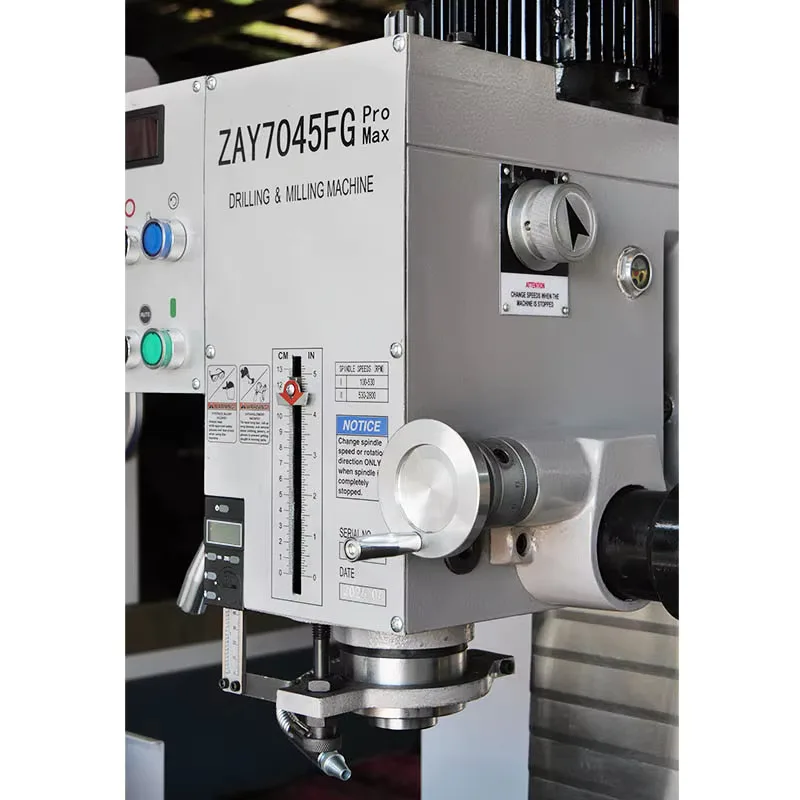 عمودي تلقائي وZay7045fg Pro Max Cnc Milg Drilg Hine