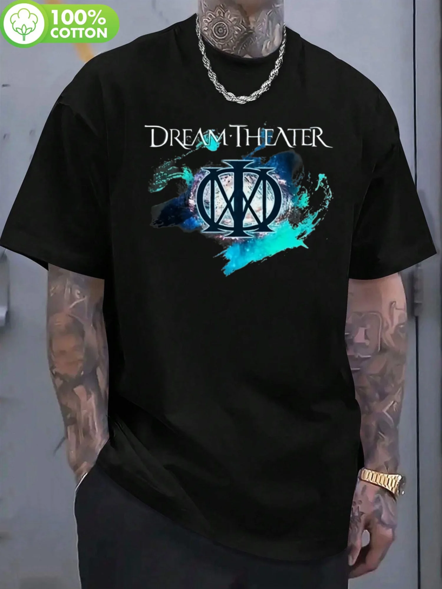 Camiseta com logotipo Dream Theater Progress, com um logotipo exclusivo em gradiente azul-verde, camiseta de manga curta com gola redonda