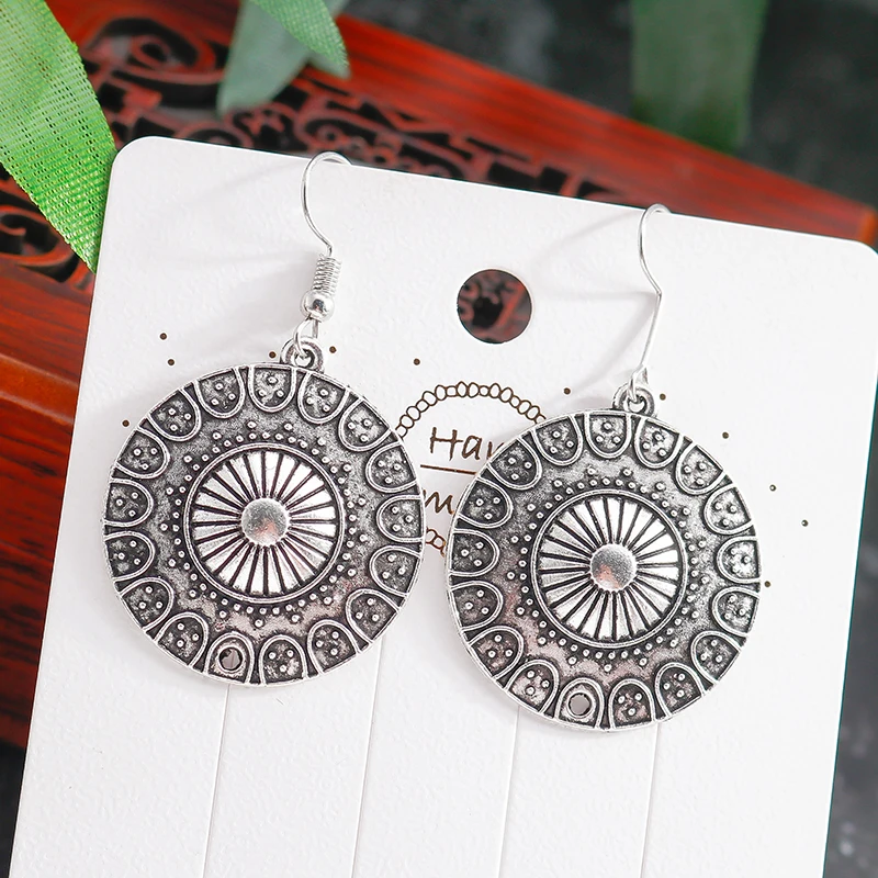 Aihua Fashion Statement Bohemian Vintage Ethnic Big Round Drop Earring Long Carved Flowers Drop Earrings For Women