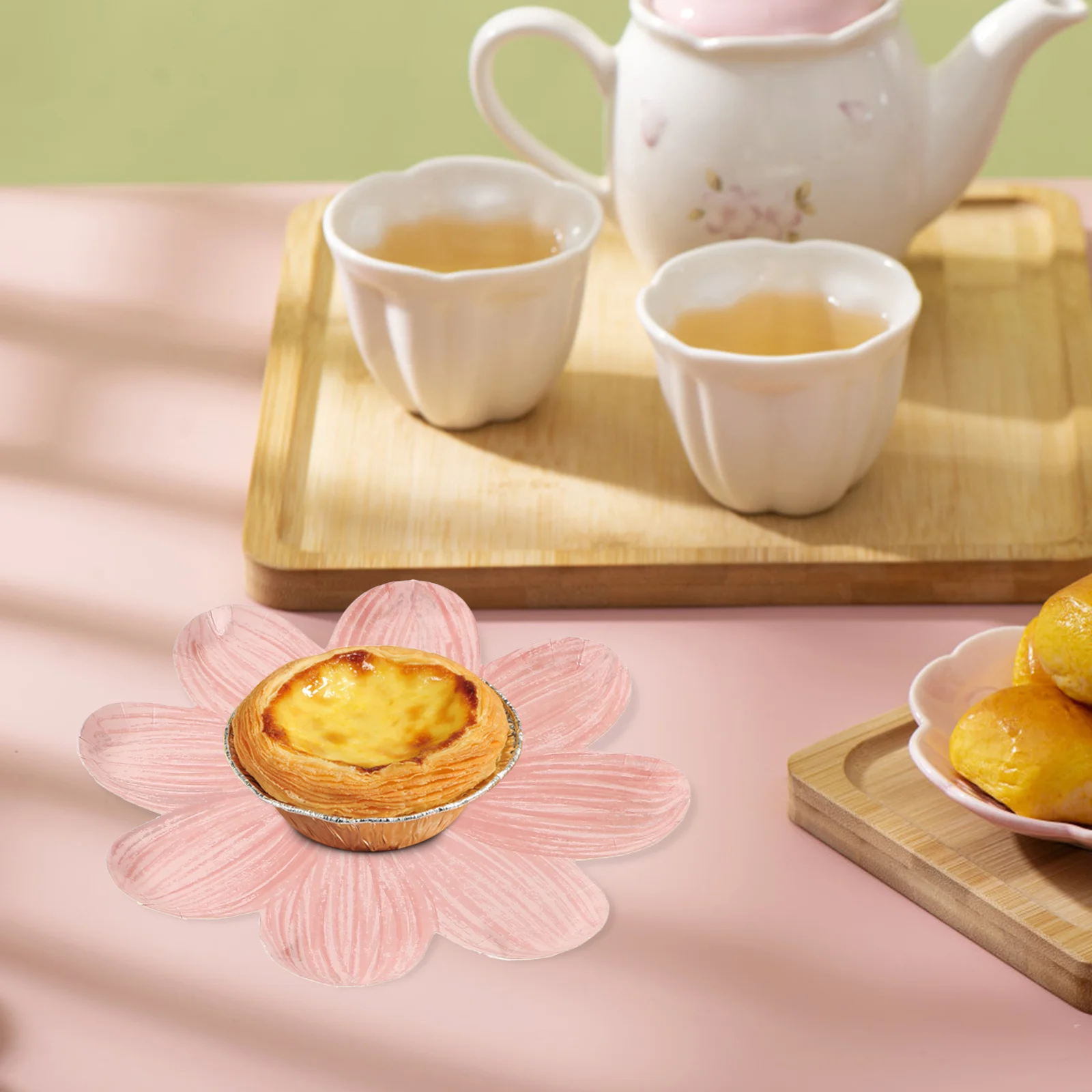 

30Pcs Daisy Flower Shaped Paper Plates Disposable Party Tableware Large Serving Snack Plates Party Plate Paper Dish