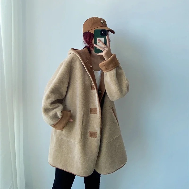 Fashion Sheep Shearling Fur Jacket Women Warm Mid-length Casual Wool Coat 2022 Winter Coat Women Korean Hooded Short Fur Coat Z