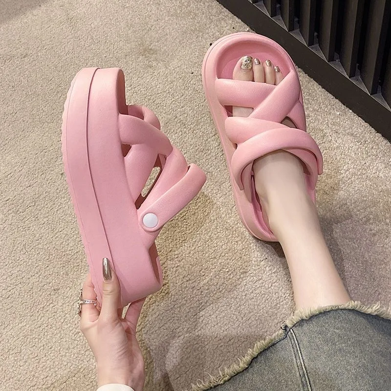 Casual Slope Heel Platform Sandals Women's Summer White Stepping on Shit Feeling Fashionable Outdoor Wear Non-slip Cool Slippers
