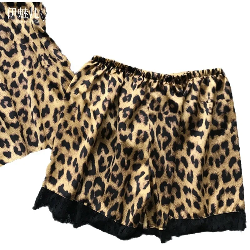 Pijama com estampa de leopardo feminino com almofadas no peito, terno de renda, shorts sexy para primavera e verão