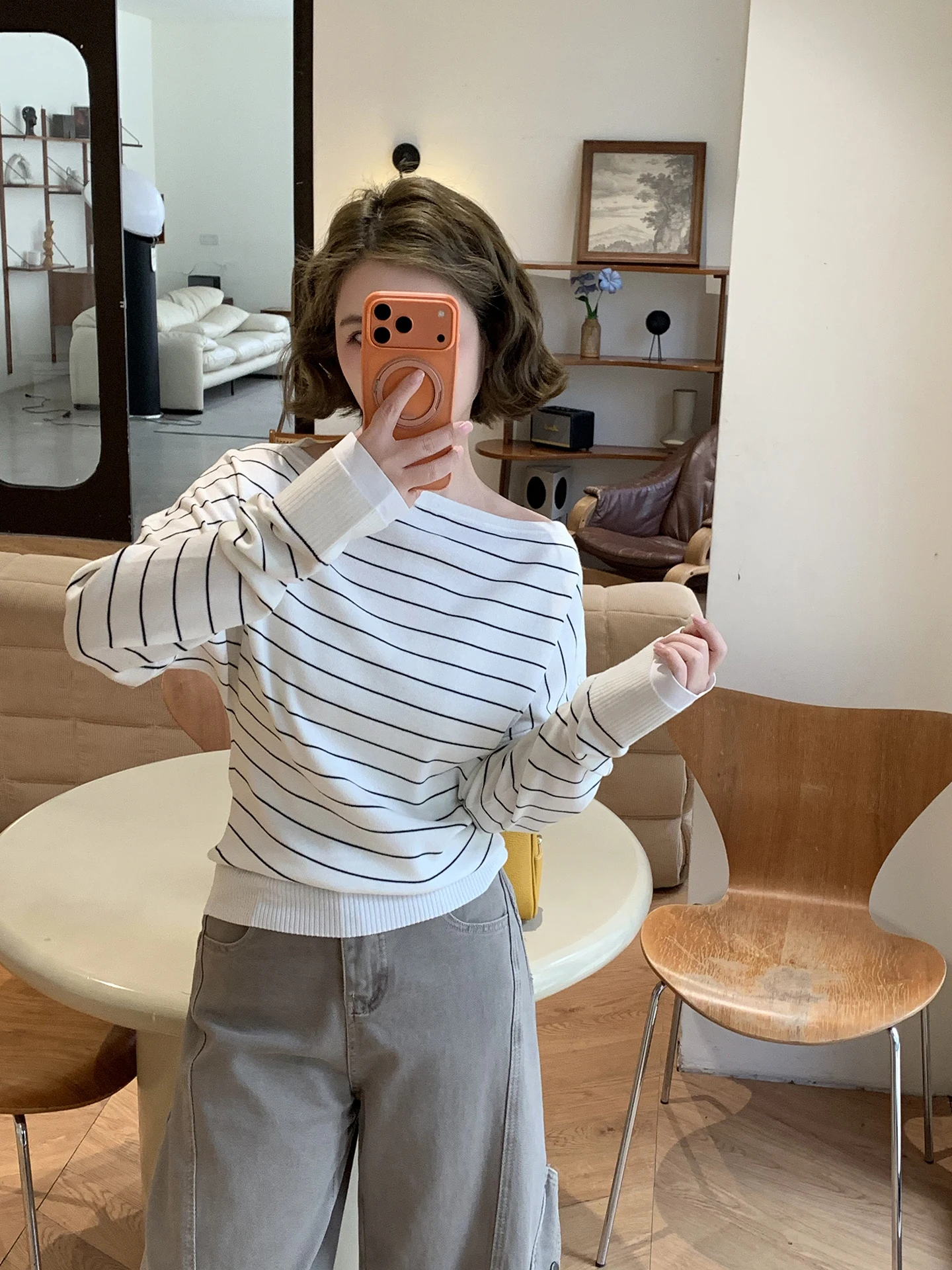 

Xuanxuan Korean Sle Long Sve Striped Knitwear Women's Design Sensation oulder Bared Loose Fit Spring Season Casual Wear