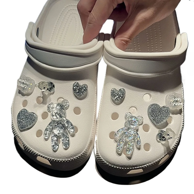 New trend Hole Shoe Charms per fai da te Glitter Love Bear decorazione fibbia per scarpe per accessori per ciondoli per scarpe sandali zoccoli regali per bambini